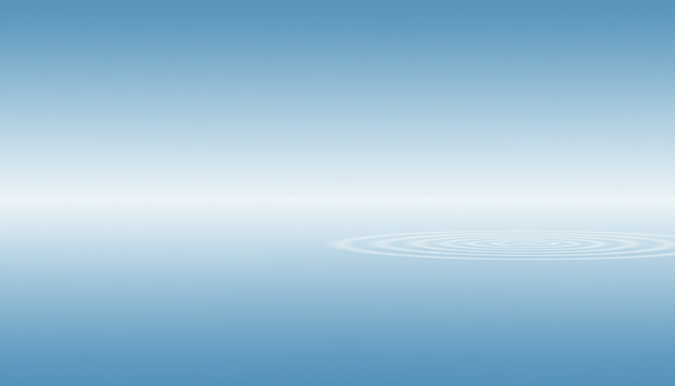 Ruhiger See mit sanften Wellen als Metapher für einen meditativen Geist und vorübergehende Gedanken.